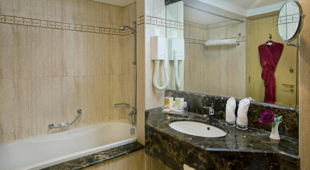 City Seasons Hotel Image 11